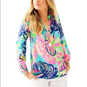 Lilly Pulitzer Elsa Top in Exotic Garden